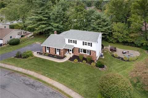 76 Hillcrest Drive South, Macungie, PA 18062