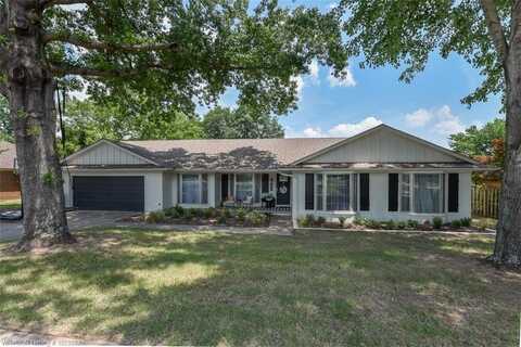 7801 Horan DR, Fort Smith, AR 72903