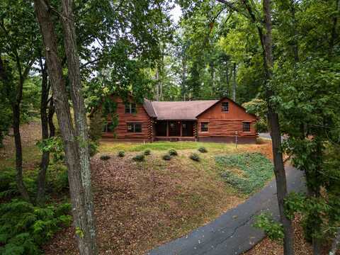 1109 PINE GLEN RD, STAUNTON, VA 24401