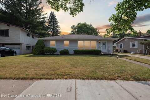 1421 Ravenswood Drive, Lansing, MI 48917