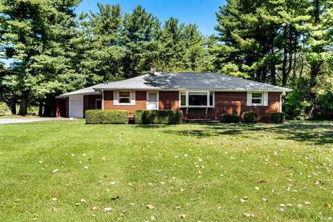 16285 Elmwood Street, Mishawaka, IN 46544