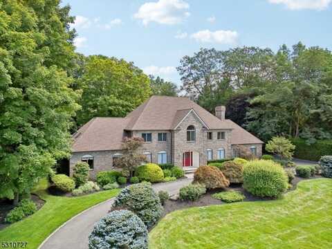 52 James Brite Cir, Mahwah, NJ 07430