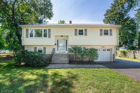 21 Groverville Rd, Whippany, NJ 07054