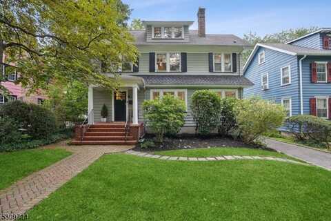 32 Rynda Rd, South Orange, NJ 07079