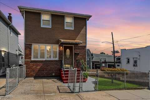 56 Davis Ave, Kearny, NJ 07032