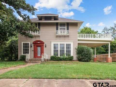 1026 N Cedar, Palestine, TX 75801