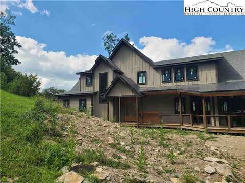 520 Elk Creek Drive, Banner Elk, NC 28604