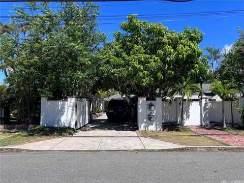 4526 Aukai Avenue, Honolulu, HI 96816