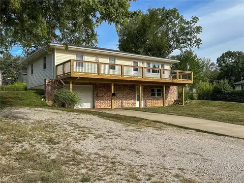 309 Waller Avenue, Excelsior Springs, MO 64024