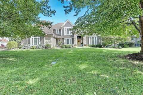 1021 SW Summit Falls Drive, Lees Summit, MO 64081