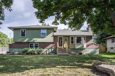 510 SW PERSELS Road, Lees Summit, MO 64081