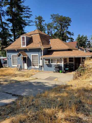 1371 Main Street, Pomeroy, WA 99347