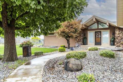 222 E Churchill Drive, Burley, ID 83318