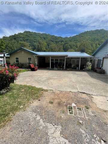 3438 Jerry West Highway, Logan, WV 25601