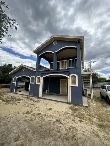 5408 Romeo Ln., Zapata, TX 78076