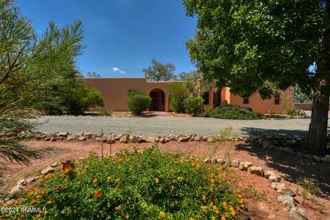 5981 N Jornada Road, Las Cruces, NM 88012