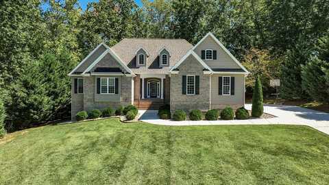 134 Sarah Lane, Appomattox, VA 24522