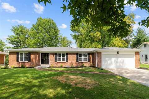 1005 Bridgeport Drive, Ellisville, MO 63011