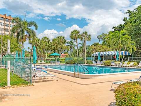 1400 Saint Charles Pl, Pembroke Pines, FL 33026