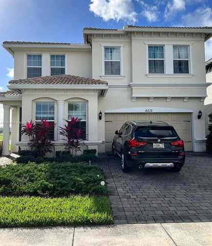 4512 Greenway Dr, Hollywood, FL 33021