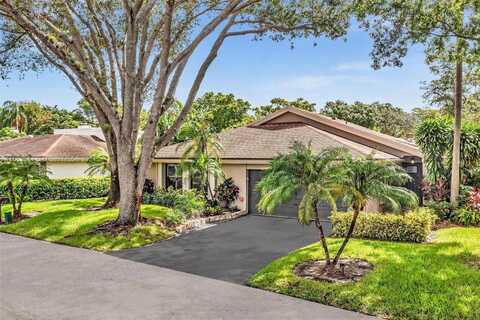 71 Ivy Rd, Hollywood, FL 33021