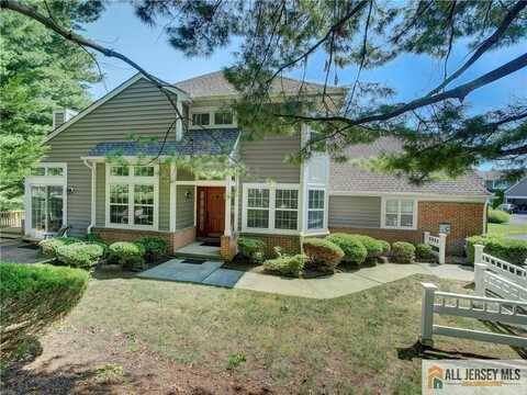 24 Cypress Point Lane, Monroe, NJ 08831