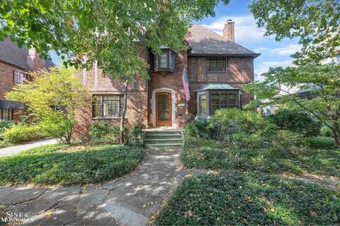 1363 Yorkshire, Grosse Pointe Park, MI 48230