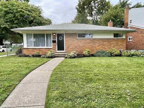 23301 Recreation, Saint Clair Shores, MI 48082