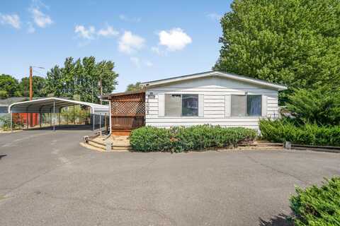 2005 W 10th Street, The Dalles, OR 97058