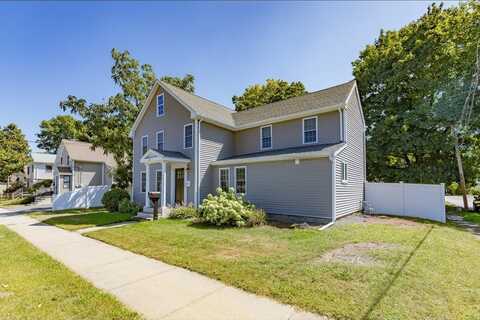 252 Union St, Ashland, MA 01721