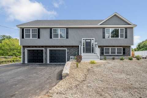 31 Baremeadow St, Methuen, MA 01844