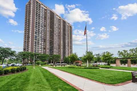 270-10 Grand Central Parkway, Floral Park, NY 11005