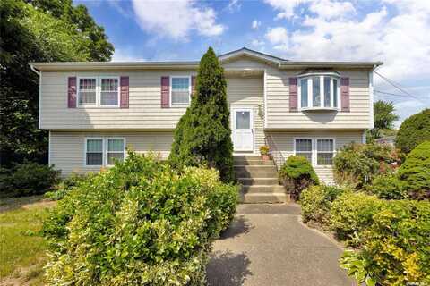 10 Washington Avenue, Deer Park, NY 11729