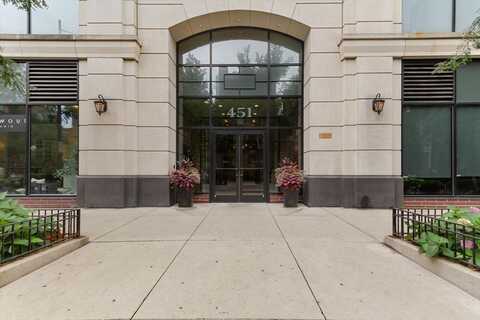 451 W HURON Street, Chicago, IL 60654