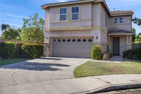 16174 Los Coyotes Street, Fontana, CA 92336