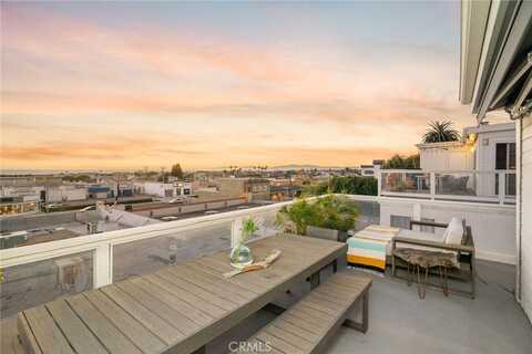 833 5th Street, Hermosa Beach, CA 90254