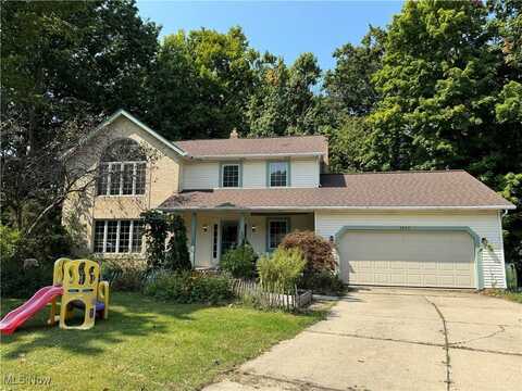 5830 Edgewood Lane, Willoughby, OH 44094