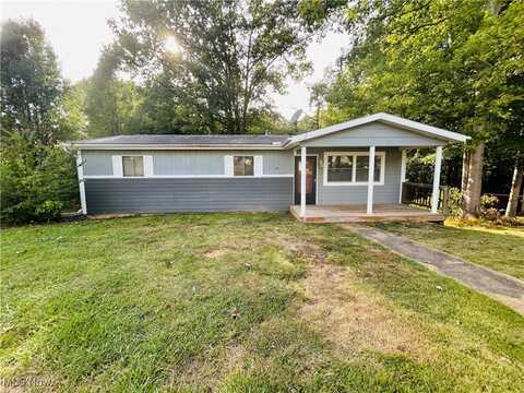 33 Wildwood Lane, Spencer, WV 25276