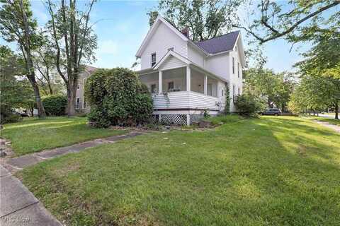 145 N Vine Street, Medina, OH 44256