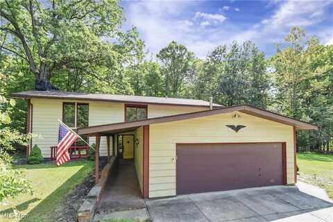 4272 Hart Road, Richfield, OH 44286