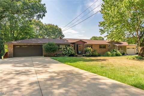 12635 Islandview Avenue NW, Uniontown, OH 44685