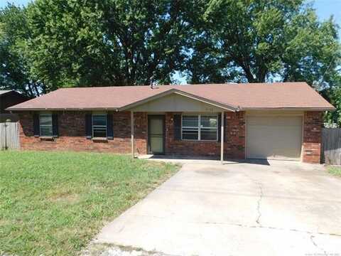 15158 S 290th East Avenue, Coweta, OK 74429