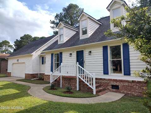 607 Plantation Drive, New Bern, NC 28562