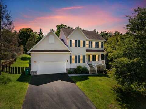 921 CROSSCREEK Drive, Christiansburg, VA 24073