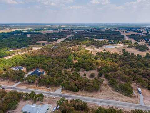 320 Rolling Bend Road, Alvord, TX 76225