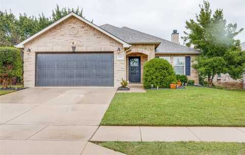 8817 Elk Creek Lane, Fort Worth, TX 76123