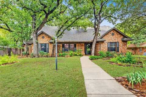 2810 Foxcroft Circle, Denton, TX 76209