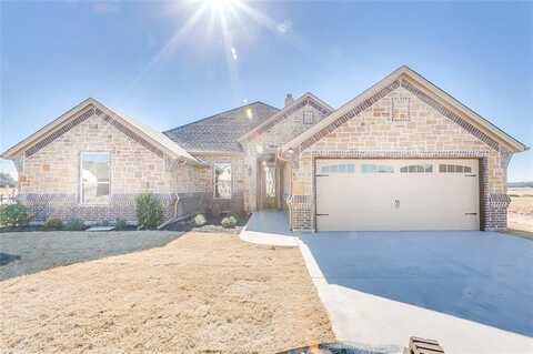 320 Oar Wood Drive, Granbury, TX 76049