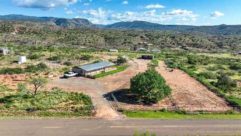 360 Laborcita Canyon RD, La Luz, NM 88337