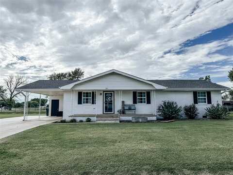 321 Gift Circle, Seiling, OK 73663